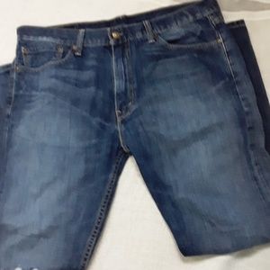 Levi's sz 36x32 distressed straight leg jeans